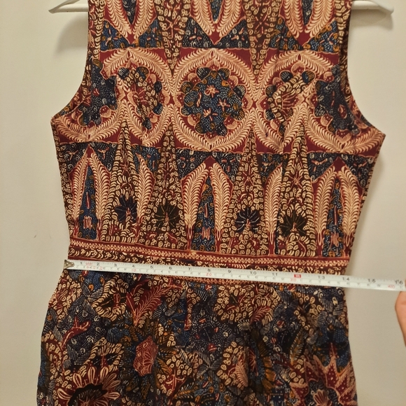 Sleeveless dress - Picture 4 of 7